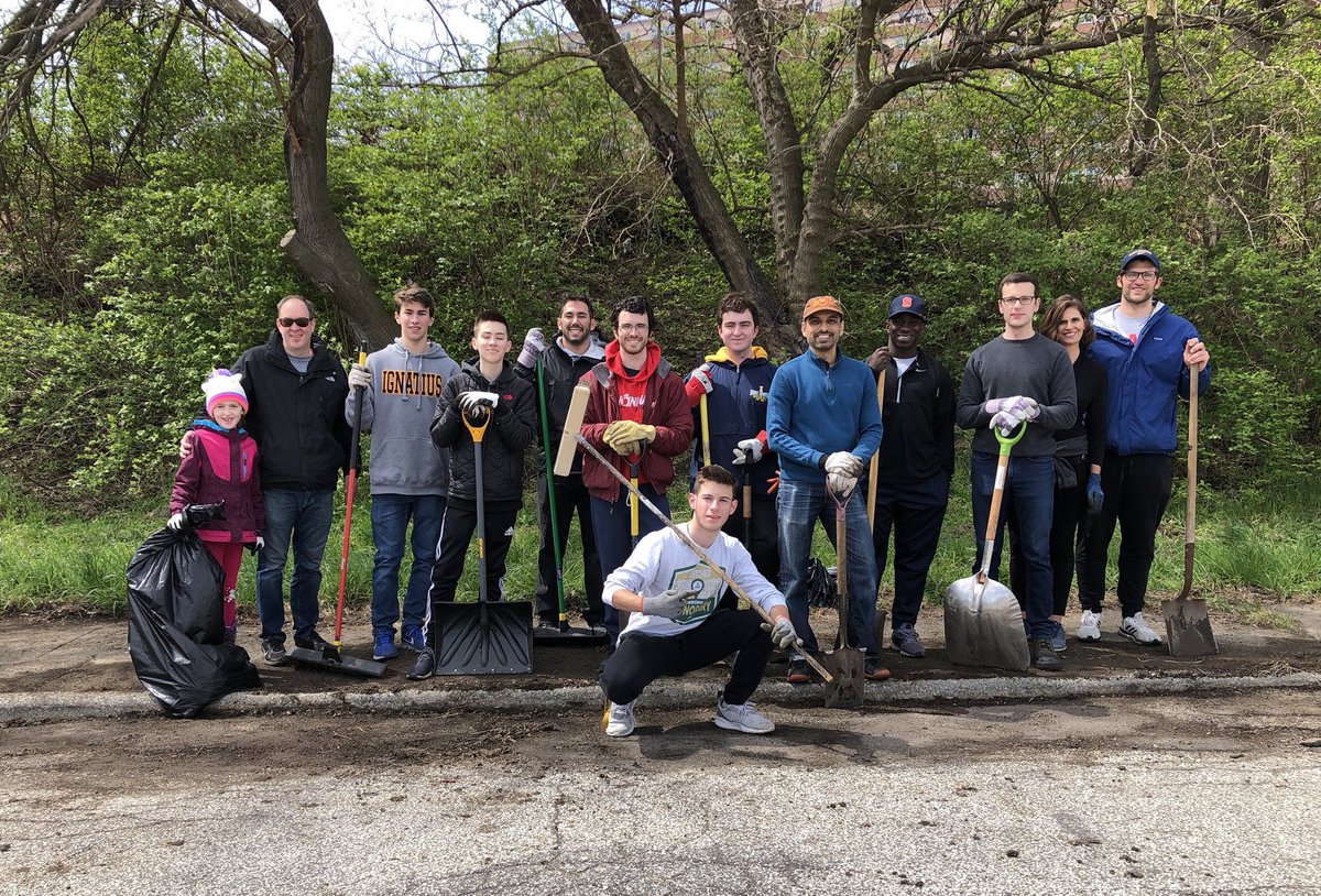 SIHSCleveland's tweet photo. We are one month away from our annual Spring Into Action day of service! 

Students, families, alumni, neighbors and friends are invited to join us on April 22 from 9 a.m. to noon to help with various neighborhood spring clean-up projects.

Register today: https://t.co/rr3geM8WlC https://t.co/OSJOMXt3Yc