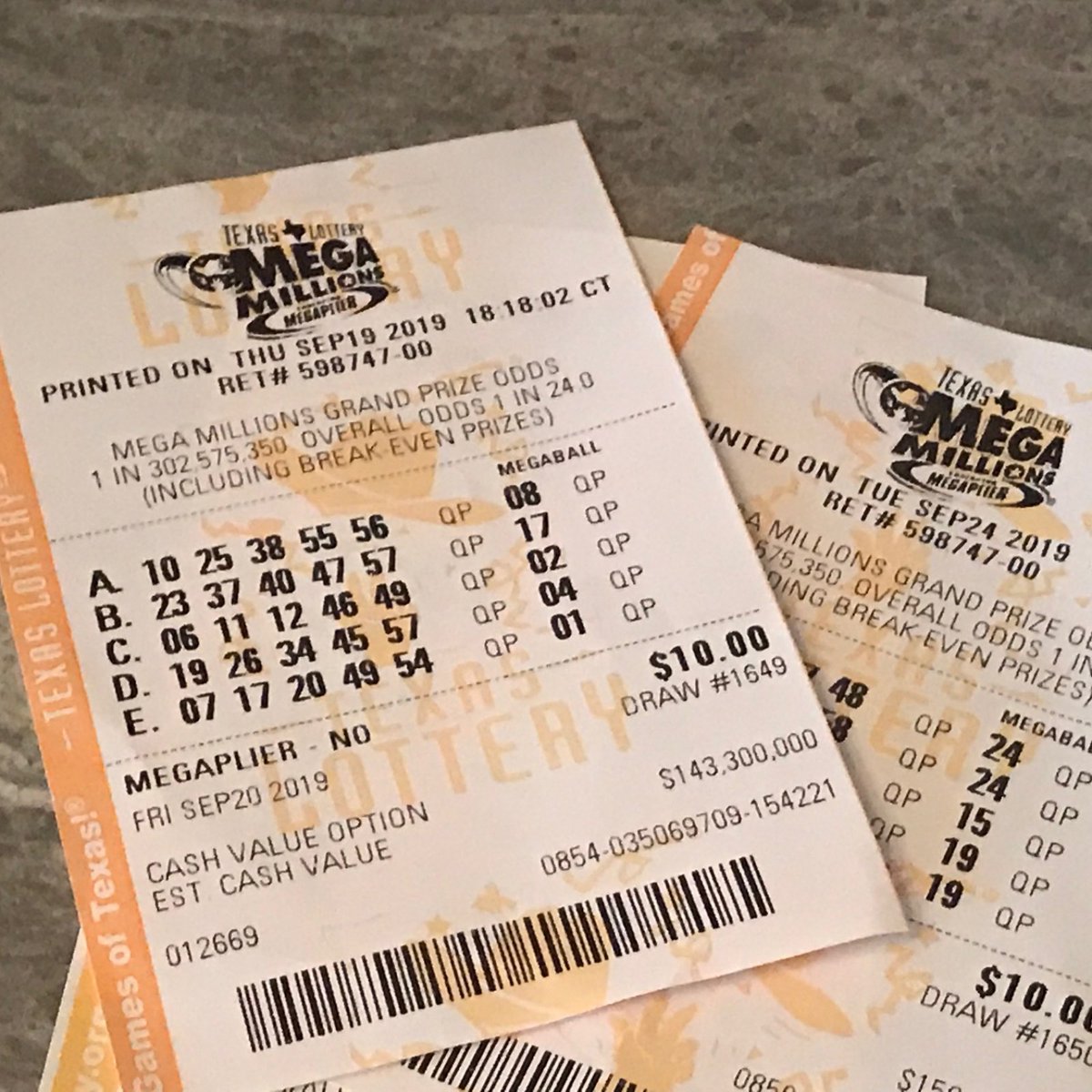 PowerballsWorld's tweet photo. Tired of traditional lotteries that only benefit a few? Check out Powerballs! It's a decentralized and fair blockchain lottery that's accessible to anyone, anywhere. Let's spread the word and change the game! #Powerballs #Fairness #Blockchain https://t.co/KWzD5TPDos