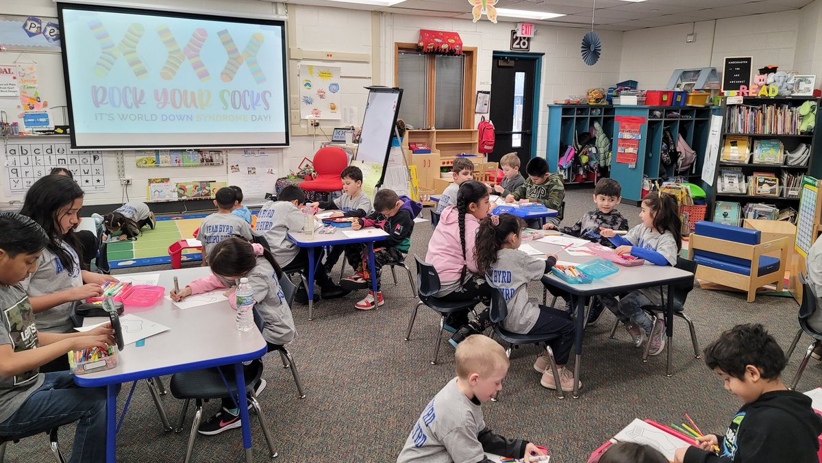 CastlesKinders's tweet photo. Honoring Down Syndrome Day and Rocking Our Socks!
@D59Byrd #togetherwecan https://t.co/U1wpIX2HYY