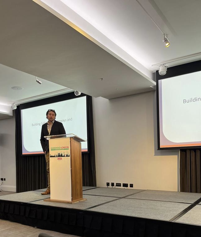 MartinTolhurst1's tweet photo. Today our wonderful #LeaseExtension & #Enfranchisement specialists, Surinder & Paige visited the #LeaseholdLondon Conference. The event is full to the brim of industry leaders, engaging speakers, and insightful workshops. 💡
#Leasehold #Newtworking #StatutoryLeaseextensions https://t.co/ystNCAak08