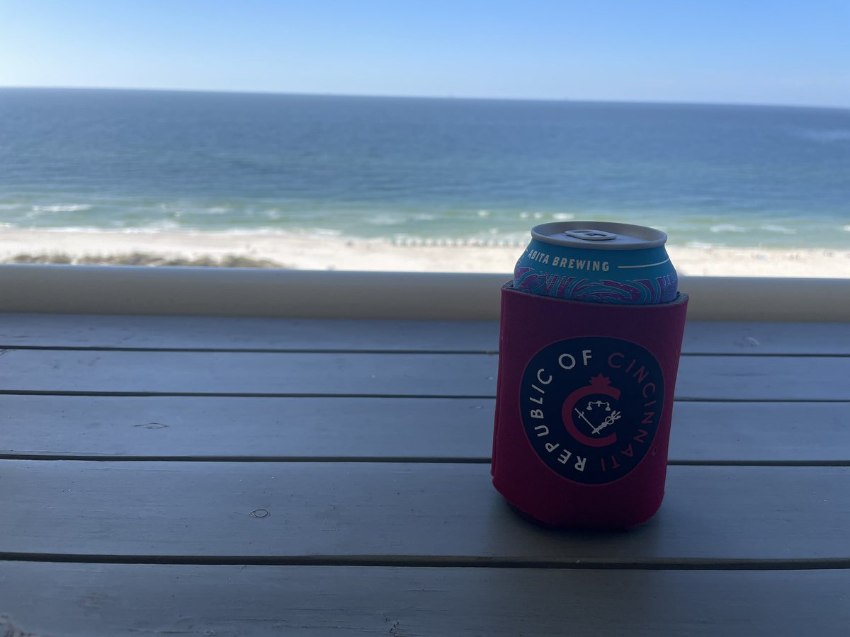 RepOfCincinnati's tweet photo. Thanks to our buddy Nick for sharing this one from the Gulf Shores
#SpringBreakSzn #RepublicOfCincinnati https://t.co/ll2P4u4UAS
