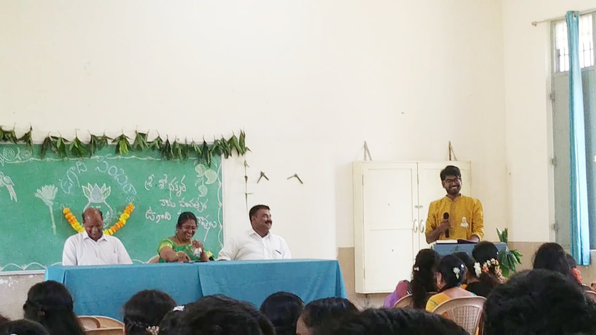academicsswathi's tweet photo. ETHNIC DAY CELEBRATIONS 2023...
#swathicollegeofpharmacy,#SCPN,#ethnic,#ethnicday,#Ugadi2023 https://t.co/dq0begUxcM