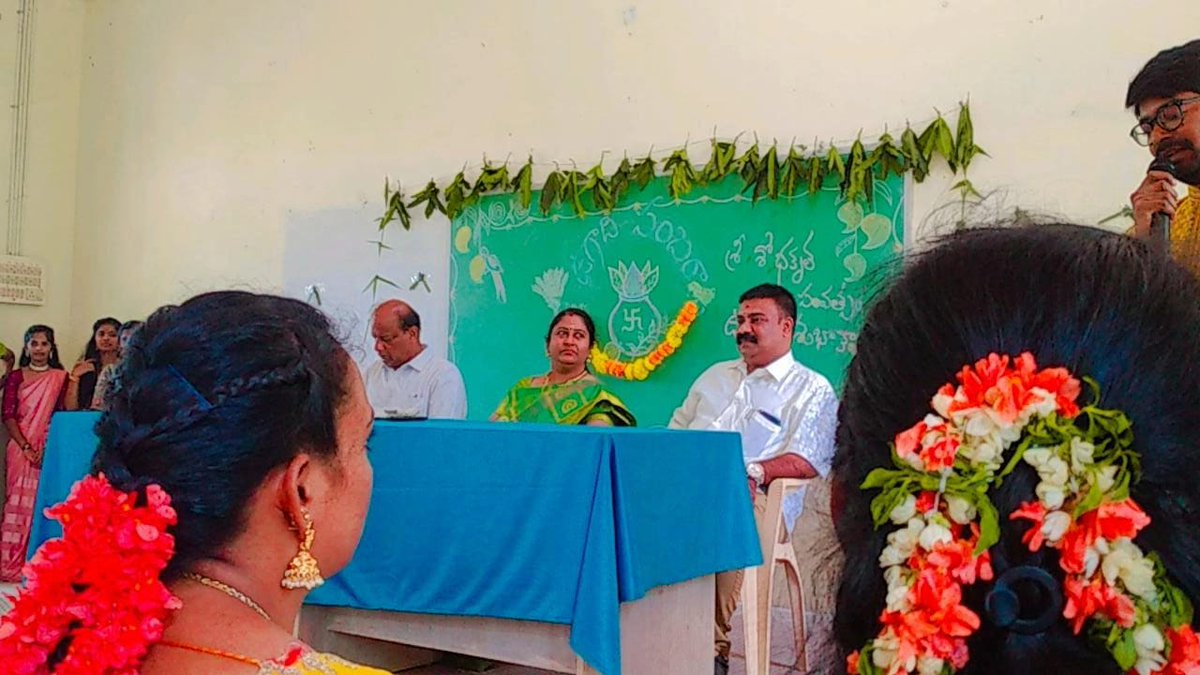 academicsswathi's tweet photo. ETHNIC DAY CELEBRATIONS 2023...
#swathicollegeofpharmacy,#SCPN,#ethnic,#ethnicday,#Ugadi2023 https://t.co/dq0begUxcM