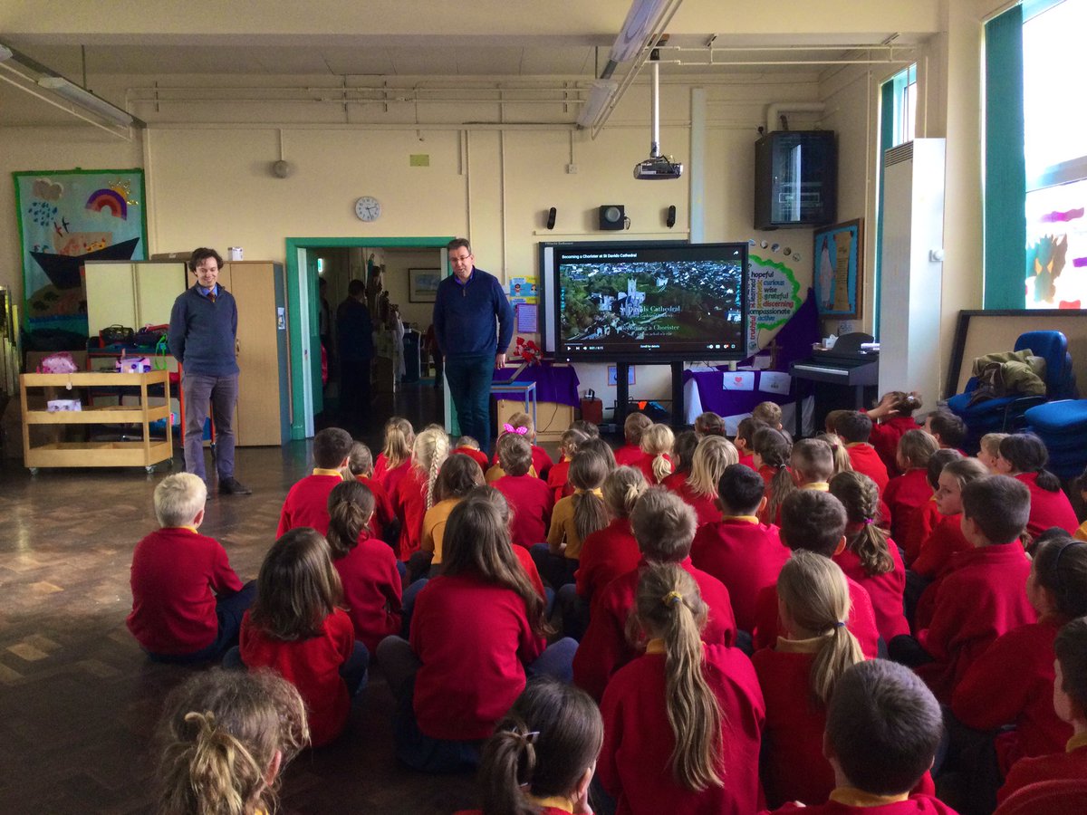 Dosbarth Pedwar (@dosbarth4) on Twitter photo We welcomed Mr Pearce and Mr John from St David’s Choristers to tell us about life as a chorister, the benefits of being part of a choir and how we could join. <a href="/StDavidsCath/">St Davids Cathedral</a> We welcomed Mr Pearce and Mr John from St David’s Choristers to tell us about life as a chorister, the benefits of being part of a choir and how we could join. <a href="/StDavidsCath/">St Davids Cathedral</a>