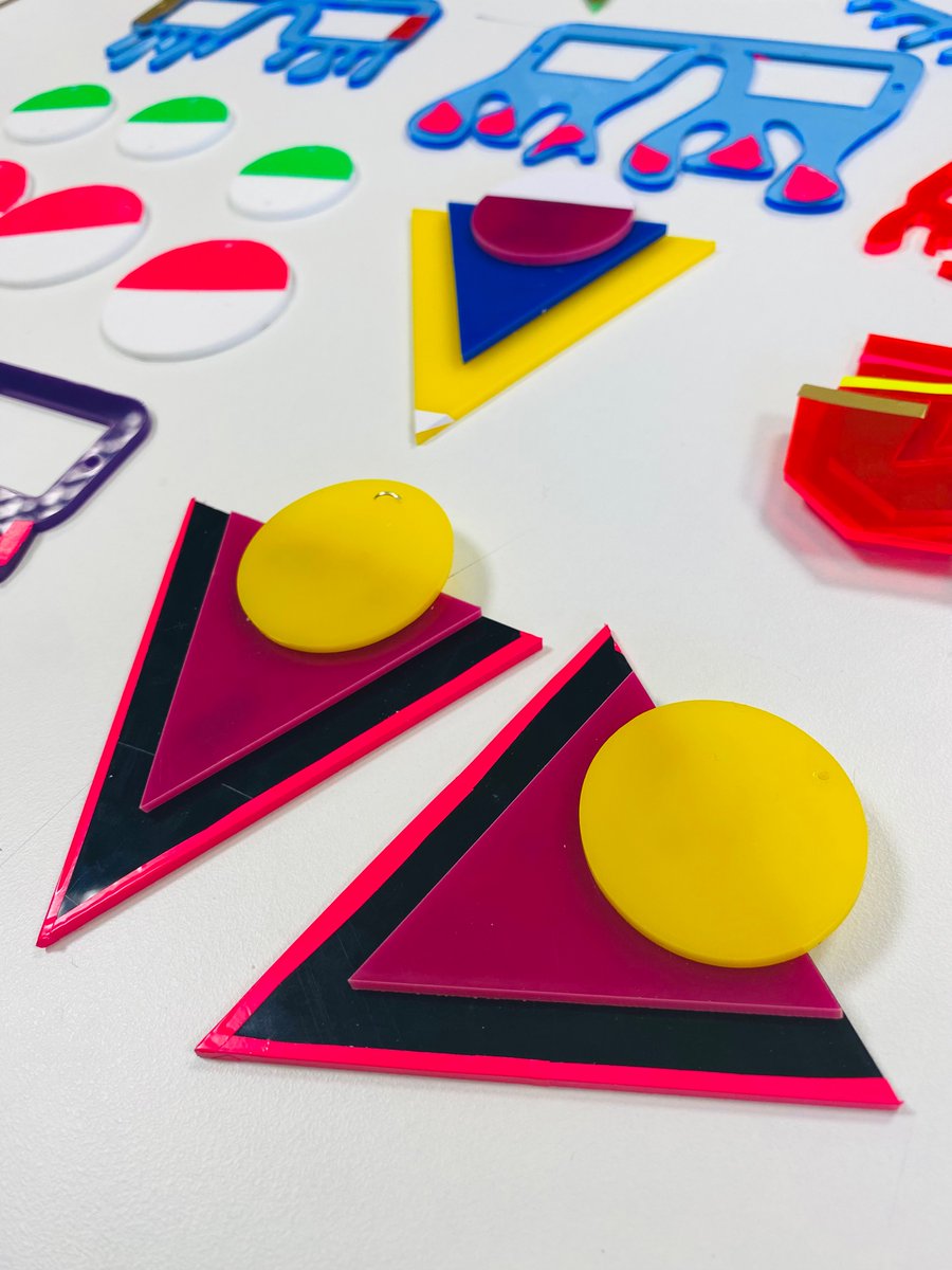 Year 8 3D Design work is taking shape! Some awesome designs of accessories relating to the Memphis design movement! Well done all 🥳✨ #3ddesign #productdesign #school #technology #Creative <a href="/MaestegSchool/">Maesteg School</a>