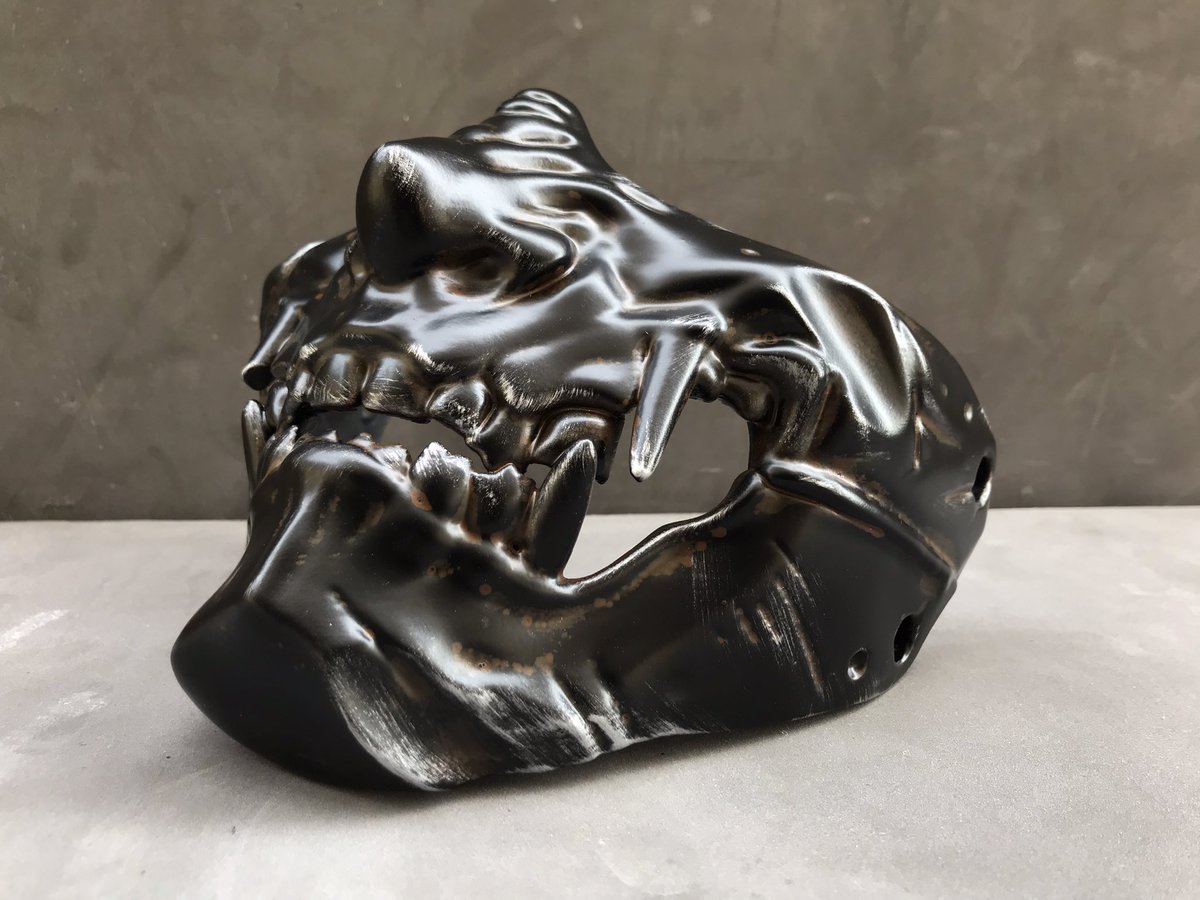 ZombiesmasherC1's tweet photo. New, muddy Oni half mask from the workshop.
3D printed and painted by me.
3D files by Kawaii Wong.
#oni #mask #halfmask #japanese #3dprint #3dprinting #elegoo #elegooneptune3 #propmaking https://t.co/RArWsln5kw
