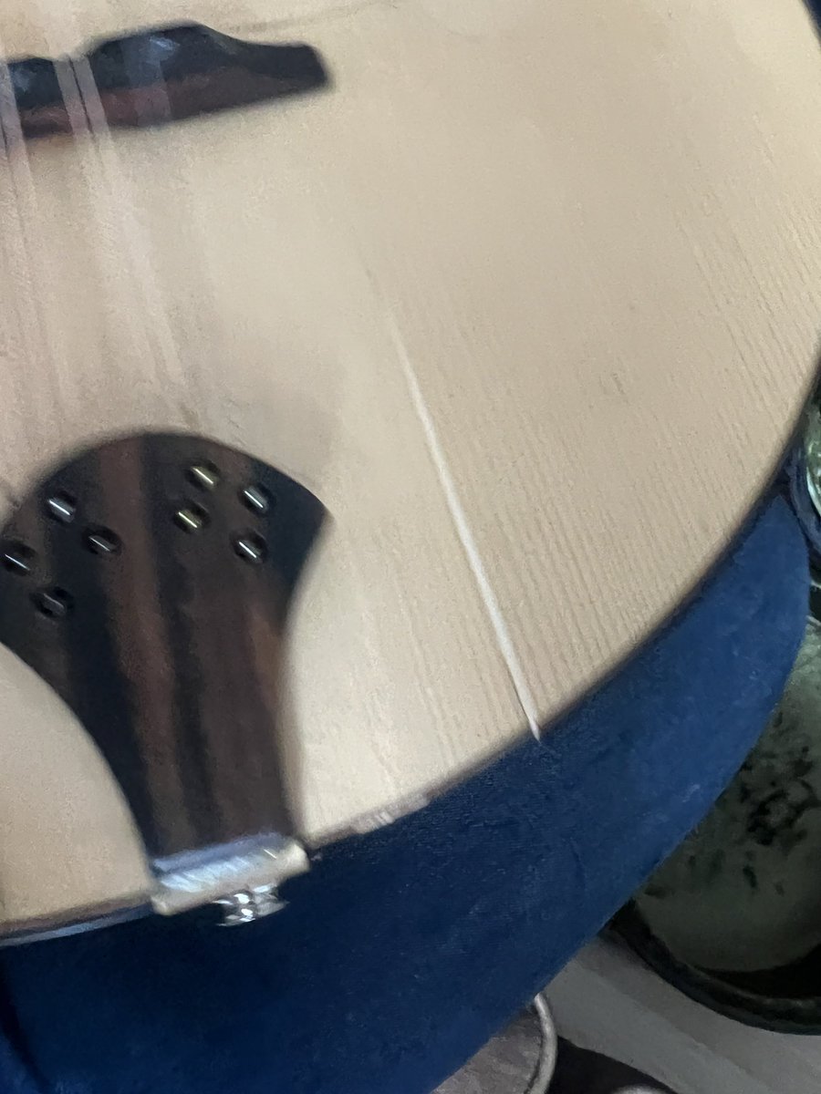 cmarkeymusic's tweet photo. Damages sustained to a bouzouki after being on a @lufthansa flight a month ago after several emails back and forth @lufthansa have decided they aren’t responsible for the damages and irreparable damage to a Calton case…have been offered £45. Please share! #lufthansa #folkmusic https://t.co/NV1HhlIb68