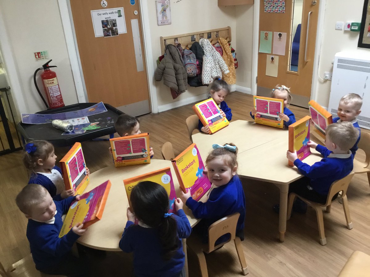 Nursery were very excited to receive their Bookstart toddler pack from @Booktrust today. The children love to share stories with their adults and are looking forward to reading ‘Roar! Roar! I’m a dinosaur’ by @jolodge1 @BoxerBooks #ASPIRE #Placinglifelongbehaviours