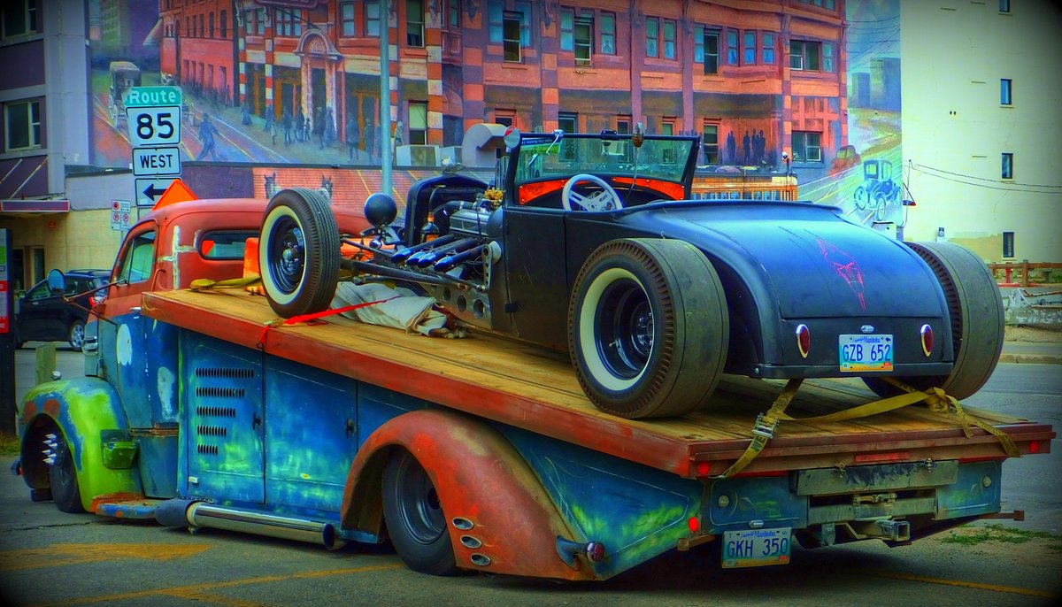 Fearless13Z's tweet photo. "City & Color" - in Winnipeg, Manitoba #candidphotography #rockabilly #cityandcolor #tattoos #onemanband #truck #car #hotrod #carhauler #vintage #retro #Classic #Winnipeg #Manitoba #Canada https://t.co/QfjEc14ntL
