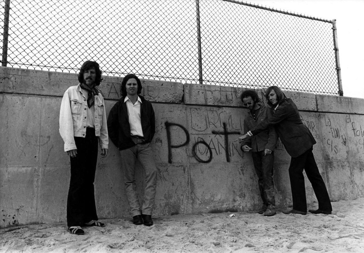 The one and only Band from Venice… The Doors.

Photo by #HenryDiltz

#TheDoors #JimMorrison #RayManzarek #JohnDensmore #RobbyKreiger #VeniceBeach #LosAngeles