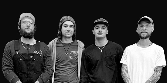 North Carolina post-hardcore band Holy Figures just dropped a killer new EP (featuring a Jawbox cover) 🌸

Interview/EP stream here: bit.ly/3n74HfD
