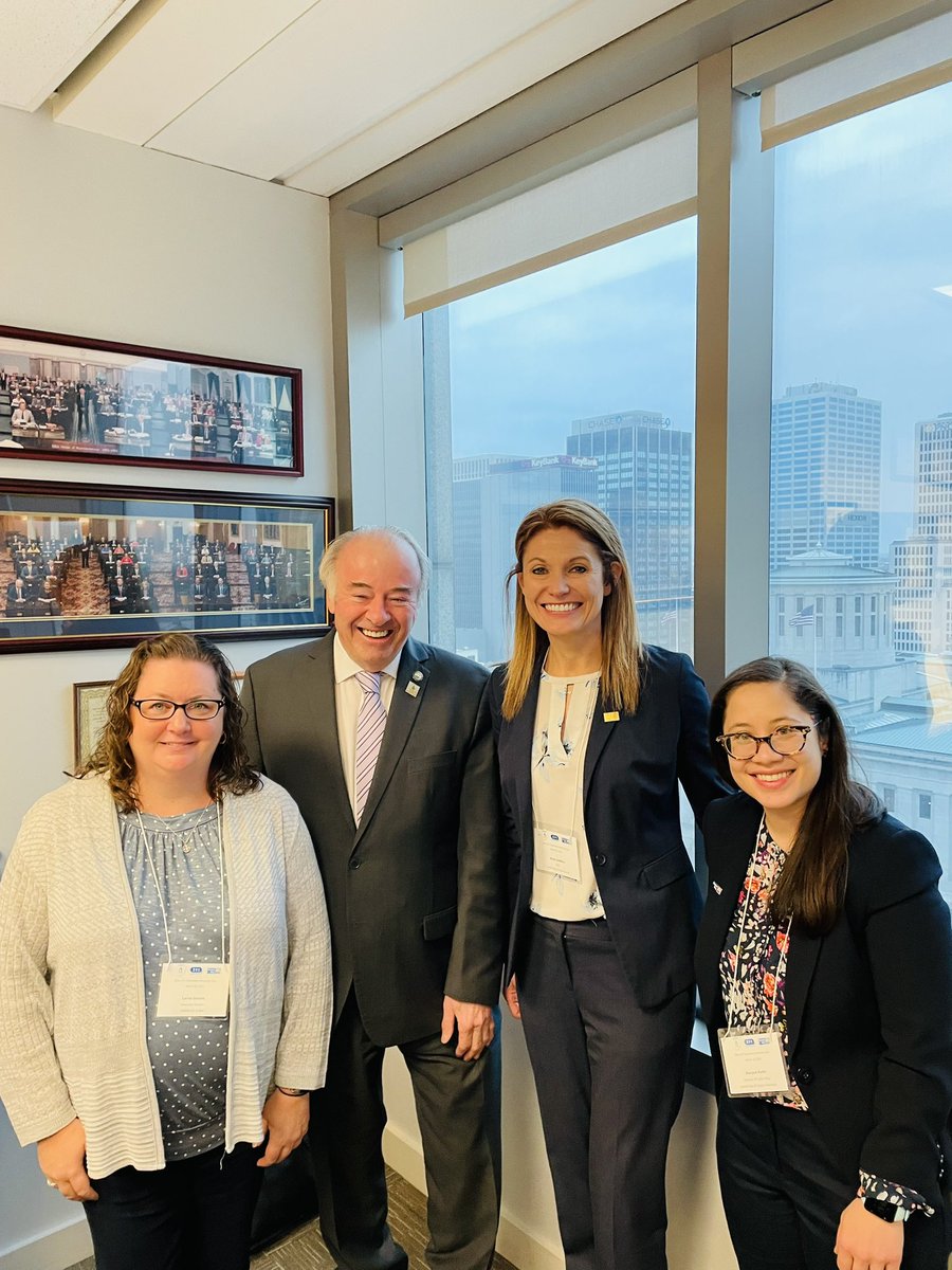 LifelineCAA's tweet photo. In Columbus today advocating for a $2 million statewide investment into #Ohio211 which served over 810,000 callers last year! Great meeting with @Rep_Troy and @DioneDeMitro from @UWLC as well as our colleague from @UnitedWayCLE https://t.co/0EgEuuGSRx