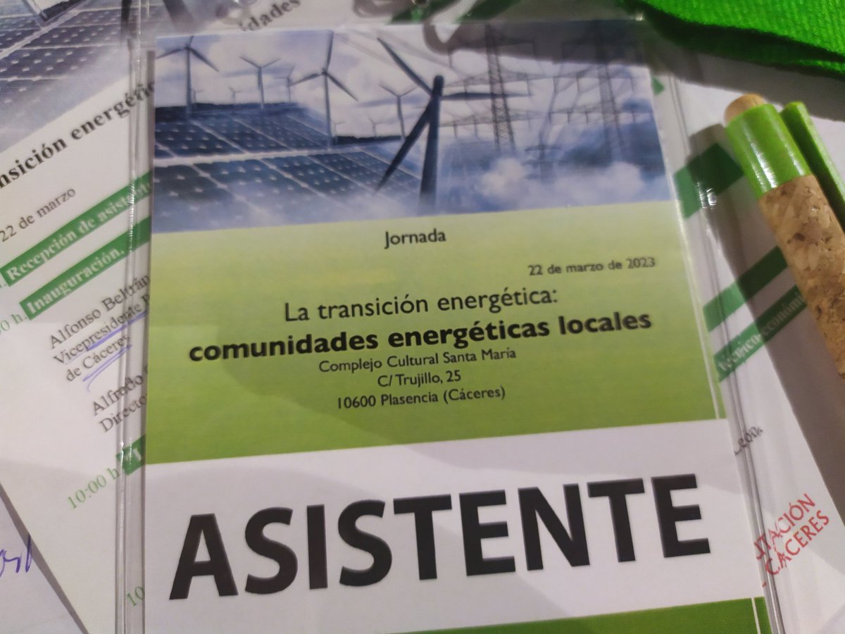 Esta mañana hemos asistido a la interesante jornada organizada por <a href="/DiputacionCC/">DiputacionCC</a>  y la Fundación Democracia y Gobierno Local sobre #comunidadesenergeticaslocales #cedercaparra #trasierratierrasdegranadilla