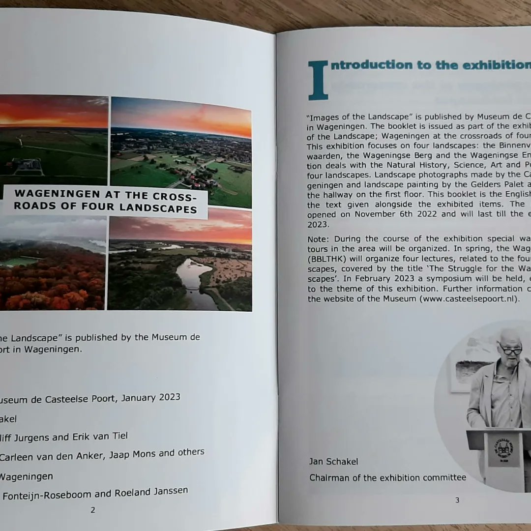 A 24-page English booklet of the Images of the Landscape exhibition; Wageningen at the crossroads of four landscapes.
Free for (English speaking) visitors to the museum.

#boekje #gratis #expositie #casteelsepoort #proefwageningen #cultuurinwageningen #wageningen