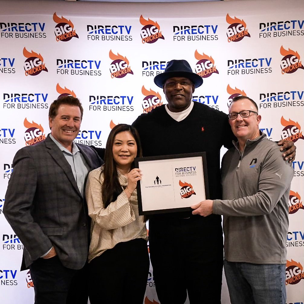 DIRECTV FOR BUSINESS tweet media