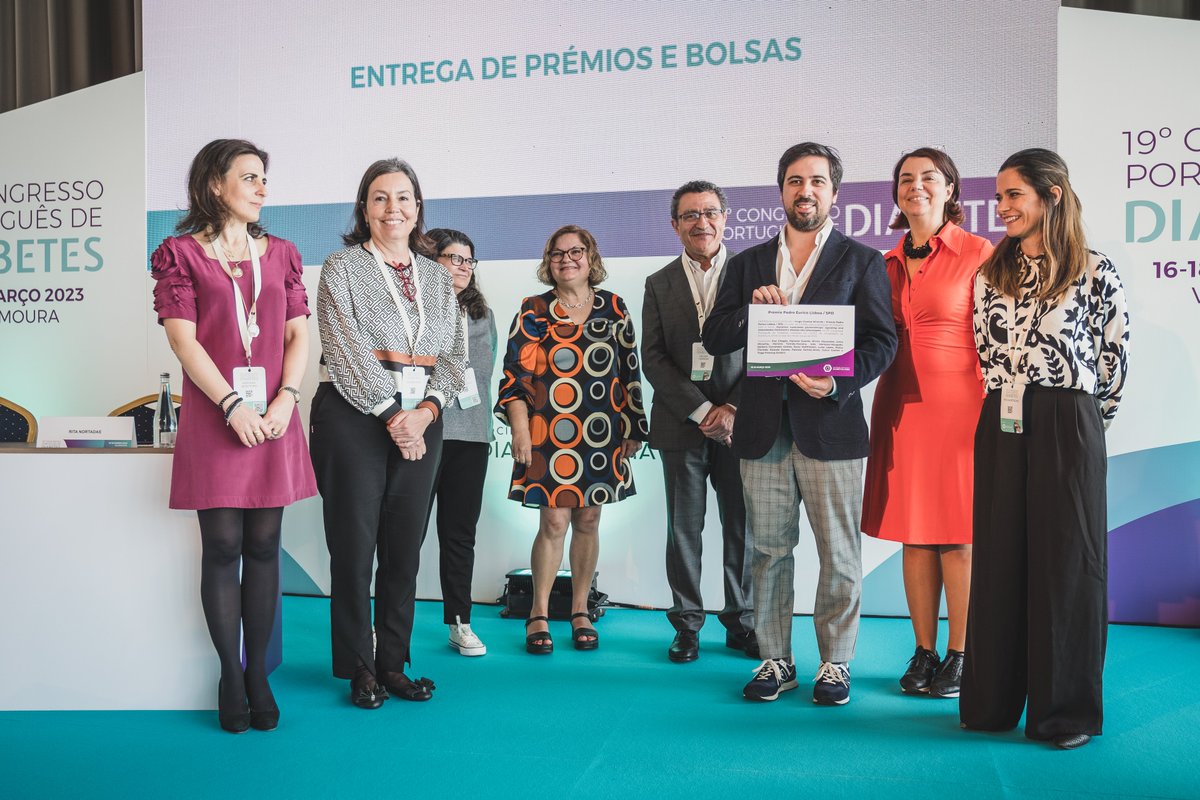 #NMSResearch received 5 prizes, grants and distinctions from @SPDiabetologia! 🏆🎗️

Researchers awarded include @hmvmiranda @HVMiranda_Lab, @RPatarrao & Rita Oliveira @MacedoLab and @AdriianaCap @neurometab. 👩‍🔬👨‍🔬

Congratulations to all! 🙌

Know more 🤩👇
bit.ly/spdnmseng