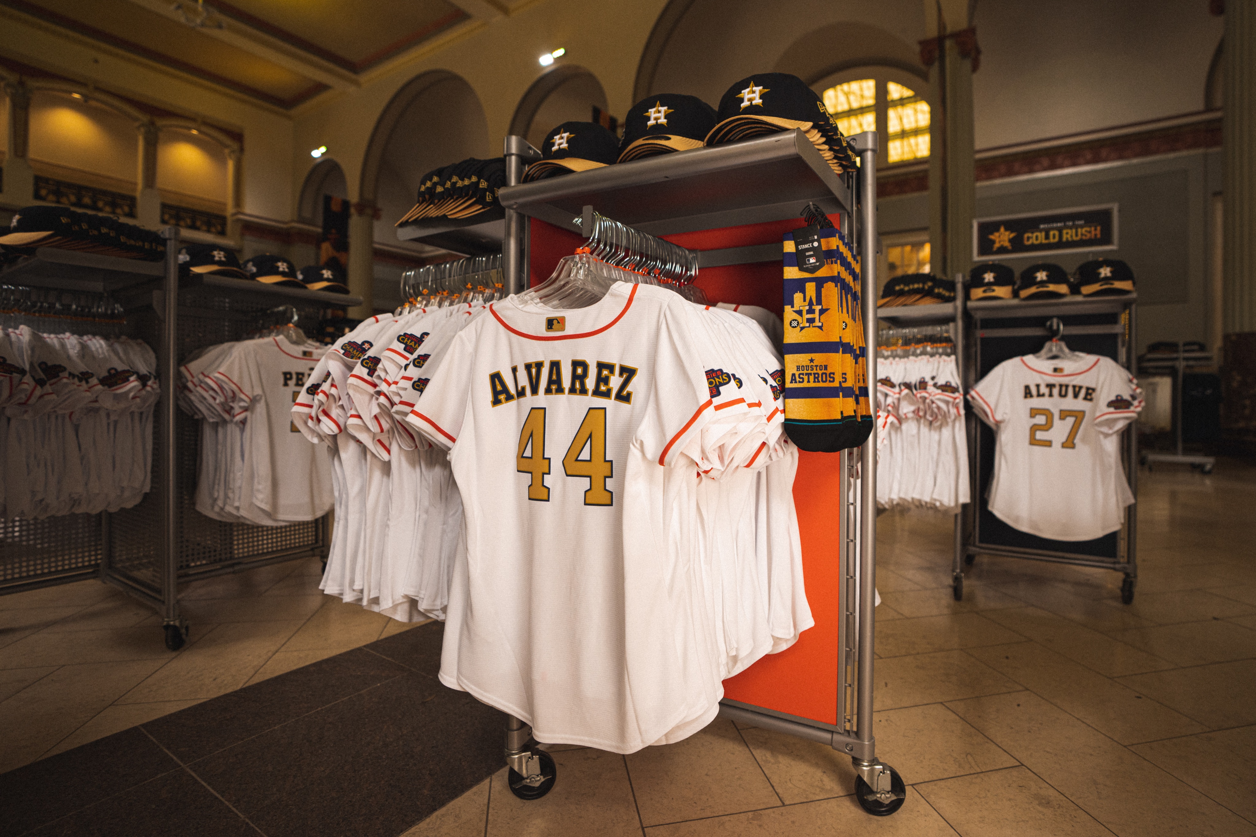 altuve gold jersey