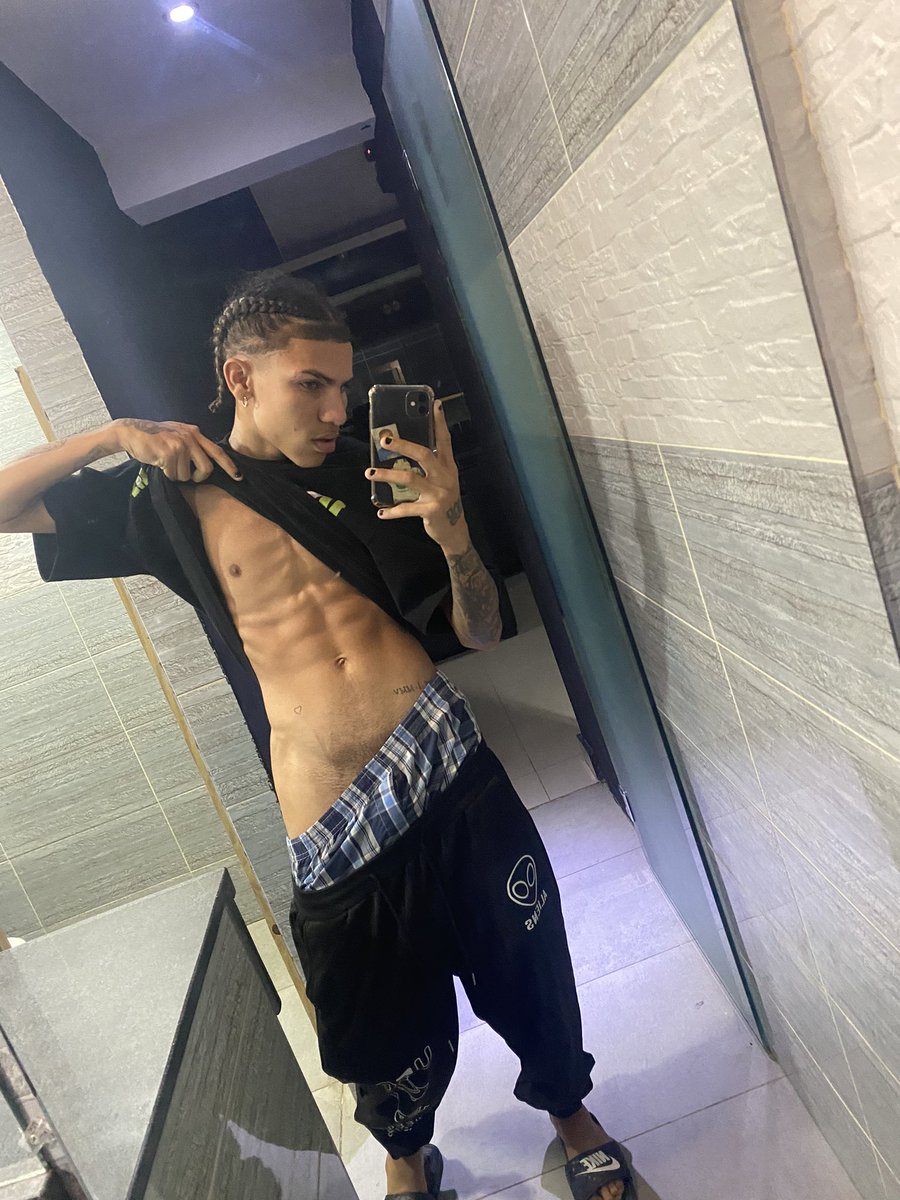 ReyAlberrt's tweet photo. Como Amanecen😈🔥🔥🔥 https://t.co/jJ47v83LdW