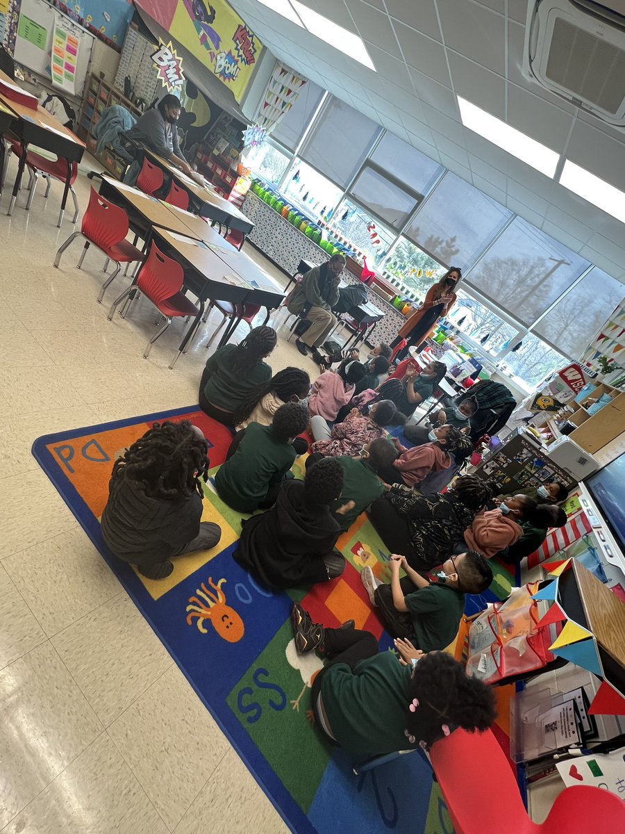 Malcolm X ES (@malcolmxdcps) on Twitter photo 📖Ms. Harris from Parklands-Turner Neighborhood Library visits our 2nd graders!  <a href="/MalcolmXDCPS/">Malcolm X ES</a> <a href="/dcpl/">DC Public Library</a> <a href="/dcpublicschools/">DC Public Schools</a> @kmwashburn1 <a href="/DCPSChancellor/">Chancellor Ferebee</a> <a href="/MayorBowser/">Mayor Muriel Bowser</a> <a href="/MurielBowser/">Muriel Bowser</a> <a href="/DcpsLibrary/">DCPS Library Programs</a> #DCPS #MXES #read #library #readersareaders #readaloud 
📸: <a href="/LibraryHongress/">Library of Hongress™</a> 📖Ms. Harris from Parklands-Turner Neighborhood Library visits our 2nd graders!  <a href="/MalcolmXDCPS/">Malcolm X ES</a> <a href="/dcpl/">DC Public Library</a> <a href="/dcpublicschools/">DC Public Schools</a> @kmwashburn1 <a href="/DCPSChancellor/">Chancellor Ferebee</a> <a href="/MayorBowser/">Mayor Muriel Bowser</a> <a href="/MurielBowser/">Muriel Bowser</a> <a href="/DcpsLibrary/">DCPS Library Programs</a> #DCPS #MXES #read #library #readersareaders #readaloud 
📸: <a href="/LibraryHongress/">Library of Hongress™</a>