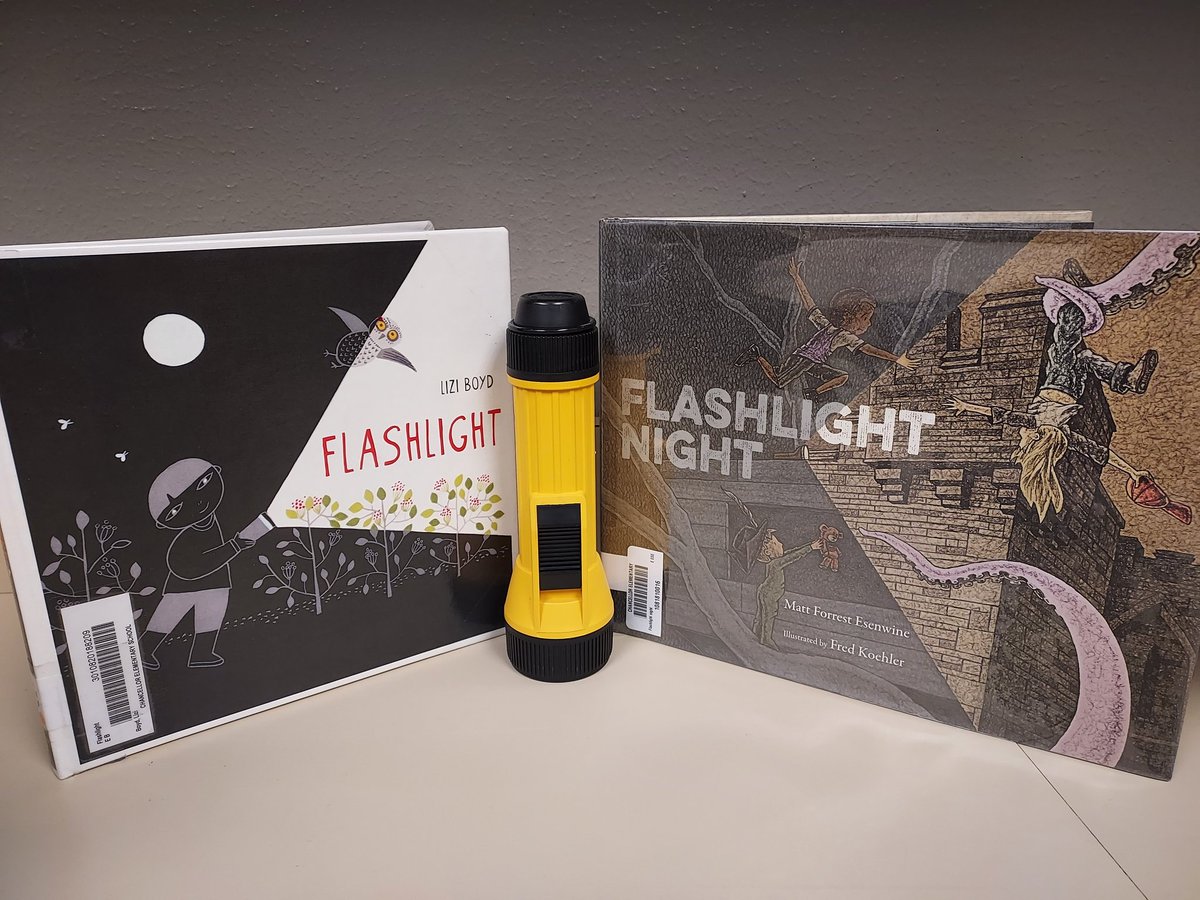 OlleLibrary's tweet photo. Today was a great day for Flashlight Reading in the library. Reading can be so much fun! #ReadingFun #FlashlightReading @ChancellorComet @Alief_Libraries https://t.co/8IGOfqPsg5