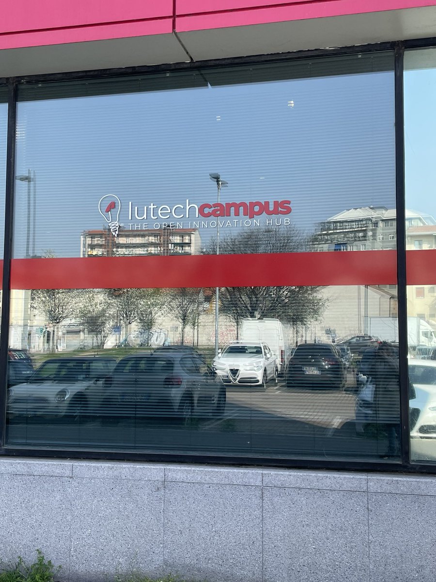 Continua la #CiscoFoWweek oggi a casa @LutechGroup @CiscoItalia @midalm <a href="/GcampateG/">Giorgio Campatelli</a> @aroseo