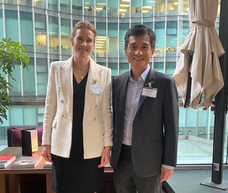 BurfordCapital's tweet photo. Thank you to all who joined Emily Tillett and Quentin Pak last week for Burford Capital's cocktail reception in Hong Kong! #legalfinance #thirdpartyfunding #BurfordCapital https://t.co/oKYfageVxQ