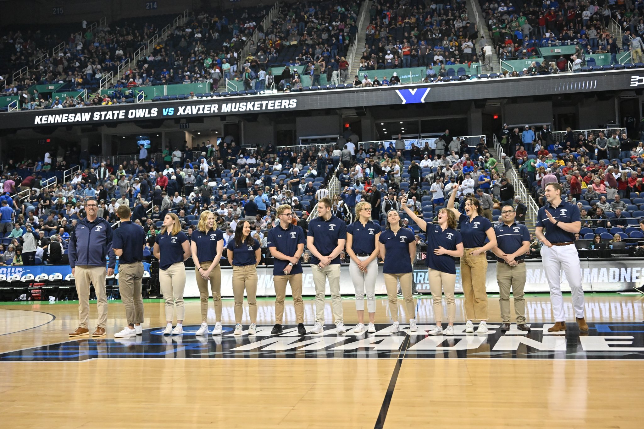 Queens (N.C.) Swimming (Queens_Swimming) / Twitter