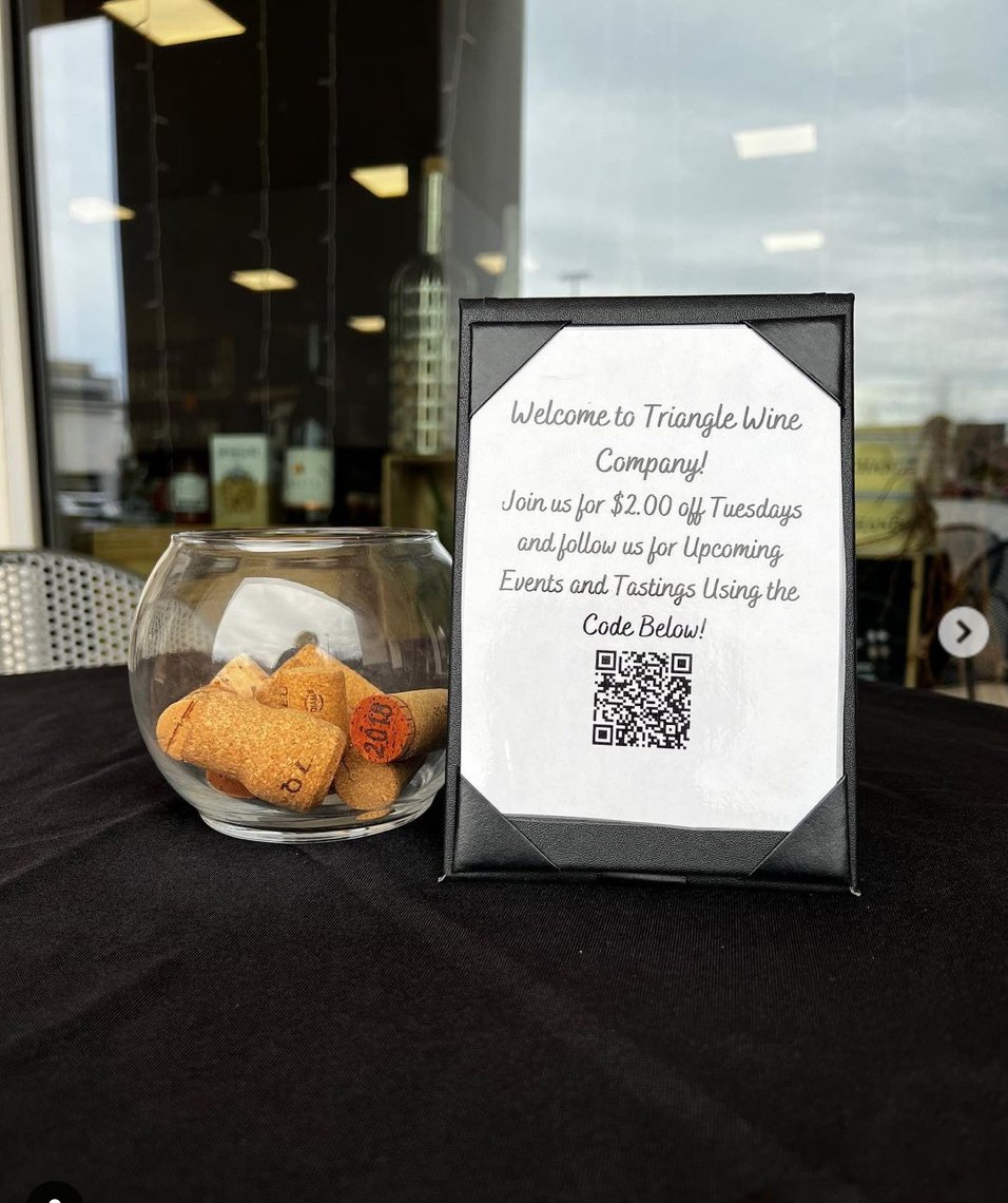 Sipping wine on the patio? Yes, please. 🌞 Triangle Wine Company’s outdoor seating area…friends to enjoy 🍷