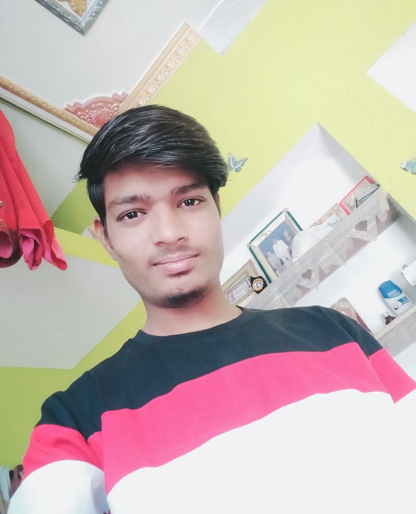 Ydnagar0's tweet photo. राधे राधे https://t.co/PIviVJD7T4