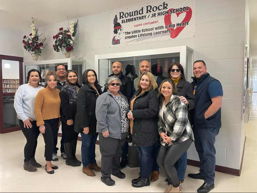 FAEL participants at UNCP visit Red Mesa Unified School District!

To read: uncp.edu/news/fael-part…