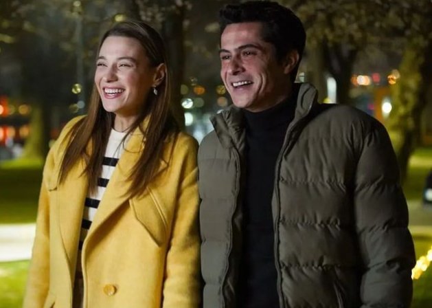GabyAleFran91's tweet photo. @tacsizprenses Bonita historia #TacsızPrenses #Evmur 😍💕💕😍 https://t.co/EPkSWgV2iZ