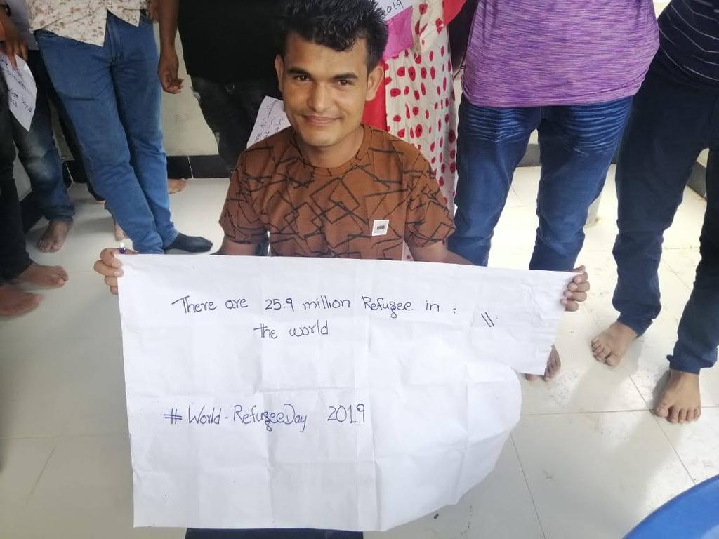 ARSA_ARMY's tweet photo. Arfat was calling #international communities to get free from the prison of #India, he is #innocent &amp; worked for Rohingya but he was arrested for travelling to India w/o valid documents, no peace, no citizenship,no ID card,no can live in Myanmar then
Where the Rohingya will live? https://t.co/NQV2SDUIBH