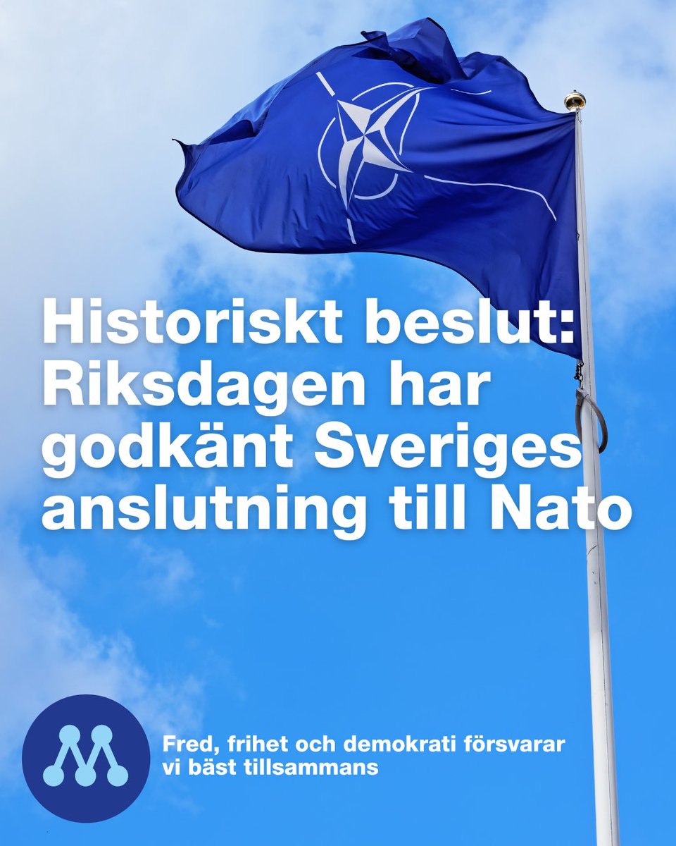 moderaterna's tweet photo. Sverige är nu redo att gå med i Nato!
 
Riksdagen röstade just igenom Natopropositionen som innehåller nödvändiga lagändringar för att Sverige ska kunna bli medlem i försvarsalliansen. Fred, frihet och demokrati försvaras bäst tillsammans. https://t.co/Y8OK4tDuaw