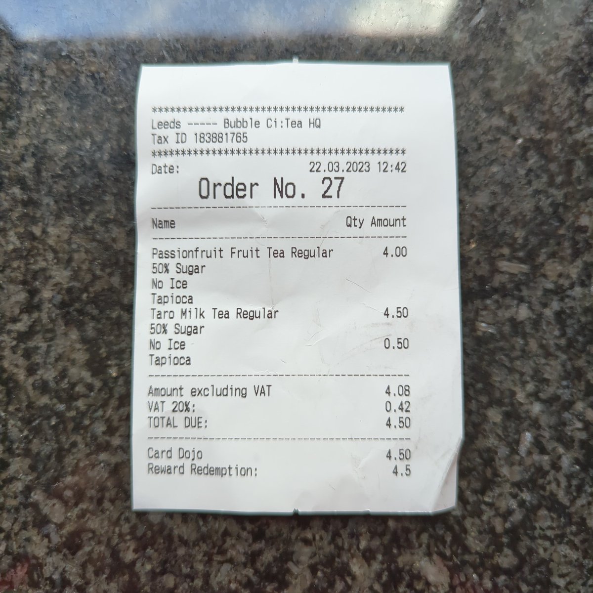 MemChee's tweet image. Wow! @BubbleCiTea charging me 50p for no ice. So 50p for air? Rude server too when challenged! #disgusting #shambles #ripoff #bubbletea #ripofftea #noice #wronged #poorcustomerservice #attitude #moneygrabber #pennypincher