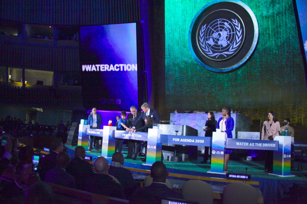 The halls of UNHQ are buzzing with energy and resolve as water champions, world leaders, advocates and change-makers join the #UN2023WaterConference, uniting for #WaterAction. 500+ voluntary commitments have already been made. Make yours today! bit.ly/WaterActionAge…💦💦