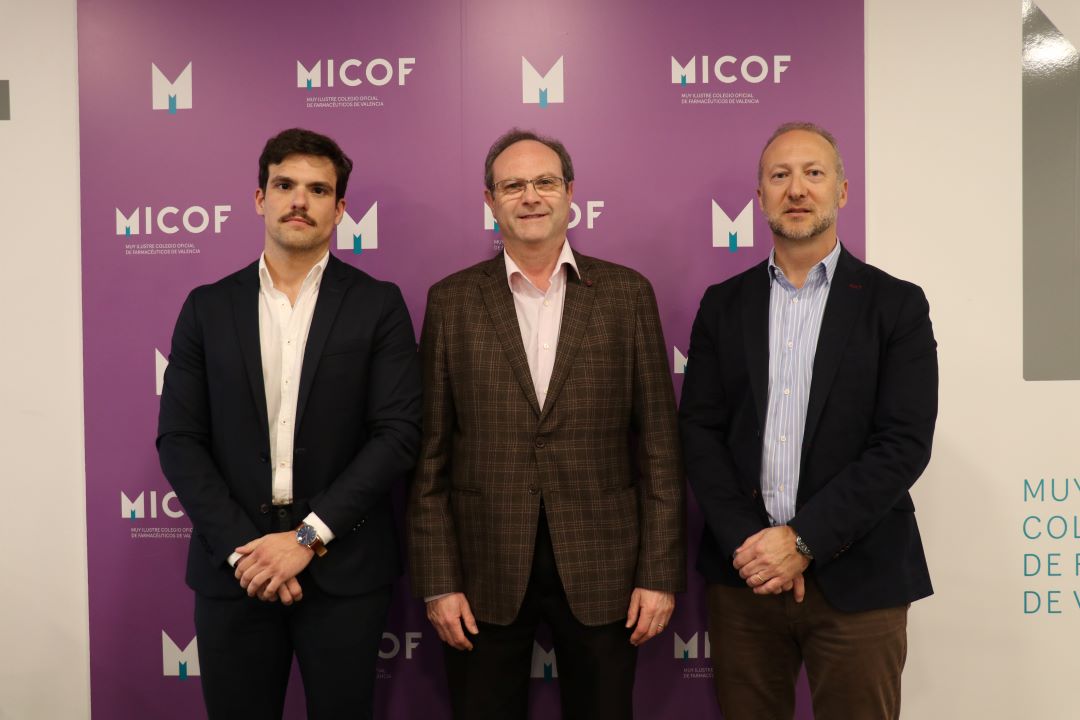 micofvlc's tweet photo. ✍️ Nuestro presidente, Jaime Giner, junto con el secretario, Vicente Colomer, ha firmado hoy el convenio de colaboración con Jesús Gómez, presidente de las sociedades #SOCFIC y #SEFyNC.
📍También hemos acogido su presentación con los vocales Álvaro Peláez y Vicente Brull. https://t.co/6IXokgHJhS