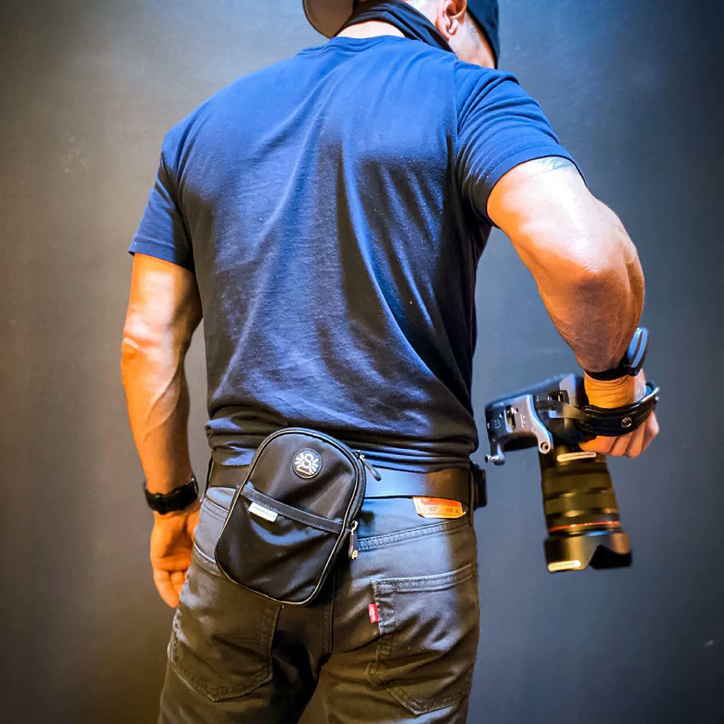 Carry extra batteries, phones, lens caps, and so much more with our Utility Pouch! 

📸: <a href="/ianspanierphoto/">Ian Spanier</a>