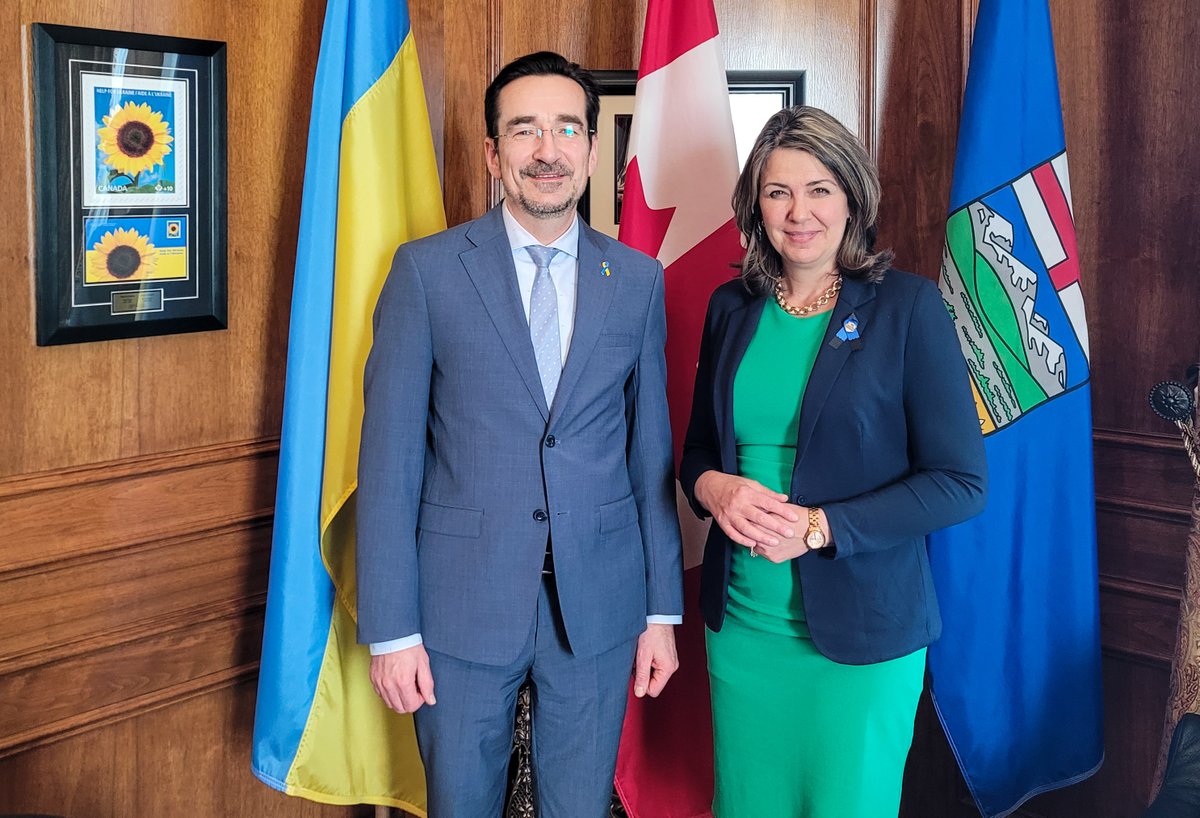 Good meeting with the Premier of #Alberta <a href="/ABDanielleSmith/">Danielle Smith</a>. We are grateful to Alberta for standing with #Ukraine and strong support of Ukrainians who arrived here fleeing Russian war. We discussed our bilateral cooperation and Alberta's continued support of the people of Ukraine