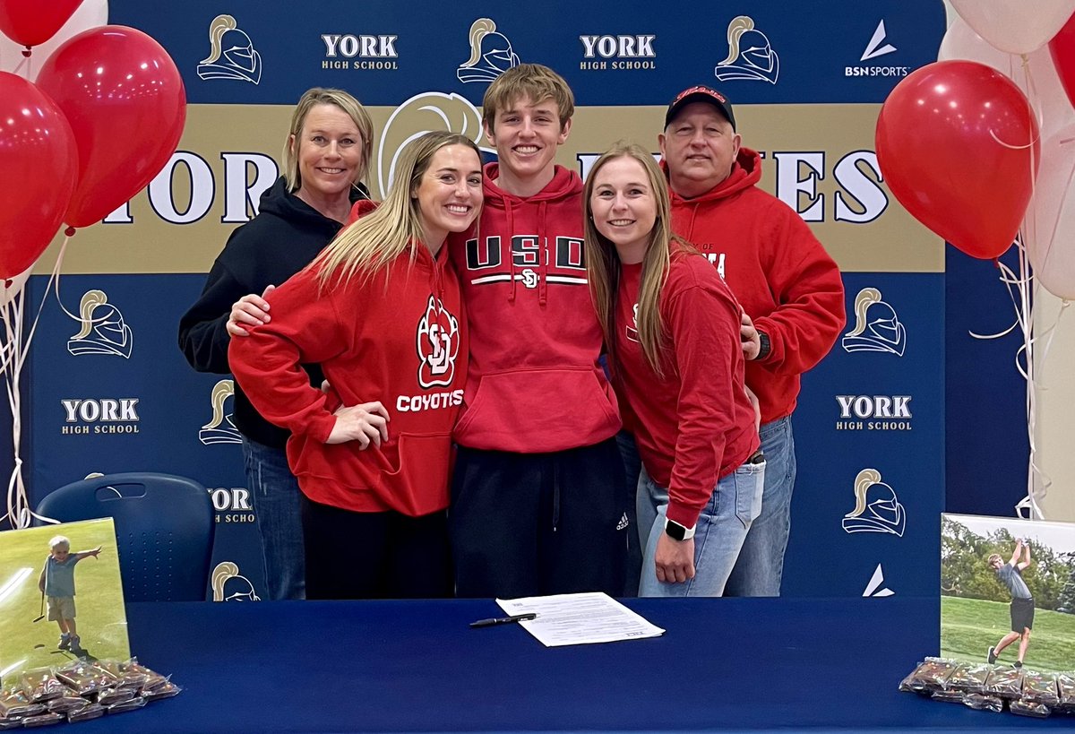 danyelseevers's tweet photo. Ryno signing day! Thank you to everyone who helped make this a special day!
Proud of you @ryanseevers2311 
#GoYotes
#ForeverADuke https://t.co/xKDml3JKOj