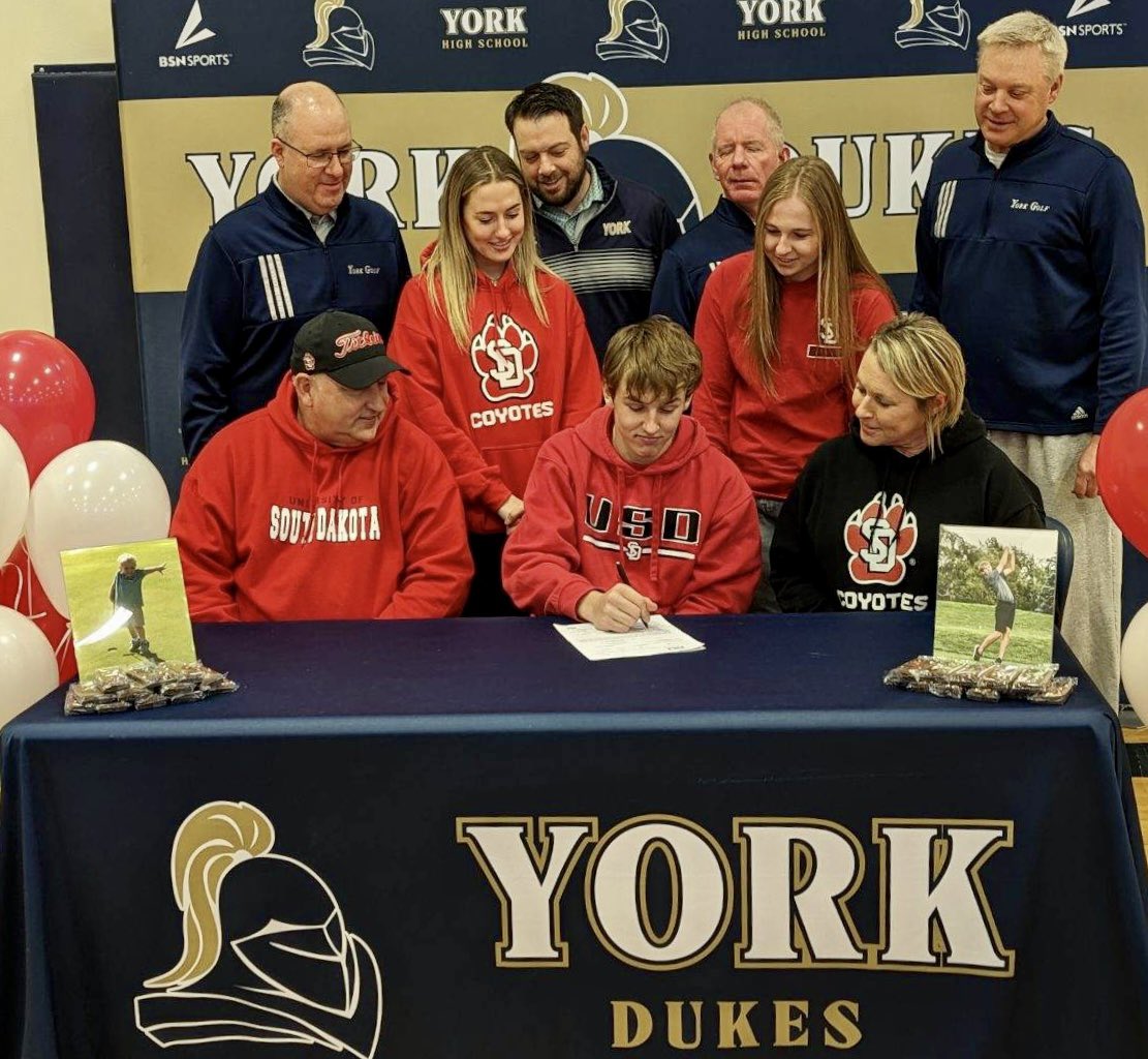 danyelseevers's tweet photo. Ryno signing day! Thank you to everyone who helped make this a special day!
Proud of you @ryanseevers2311 
#GoYotes
#ForeverADuke https://t.co/xKDml3JKOj