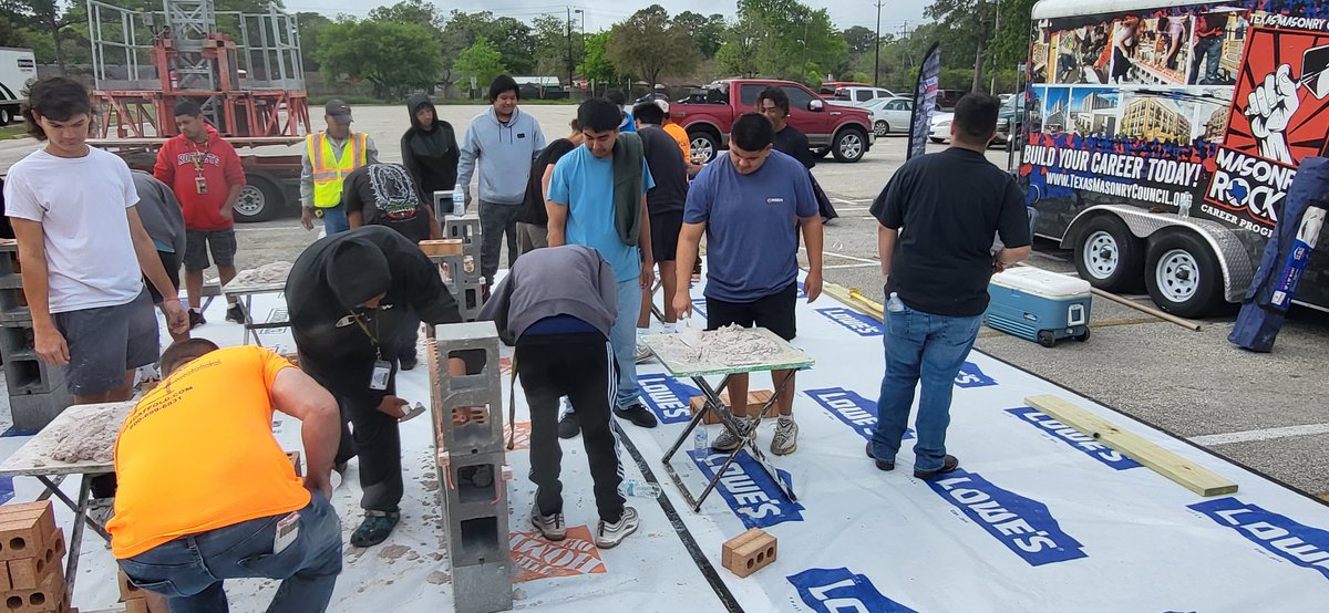 CoachPearce2's tweet photo. Still working hard and learning. Thank you #masonryrocks for taking the time and come out. @SpringWoodsHigh @northbrookhigh @cte_sbisd https://t.co/R0ild2uKpo