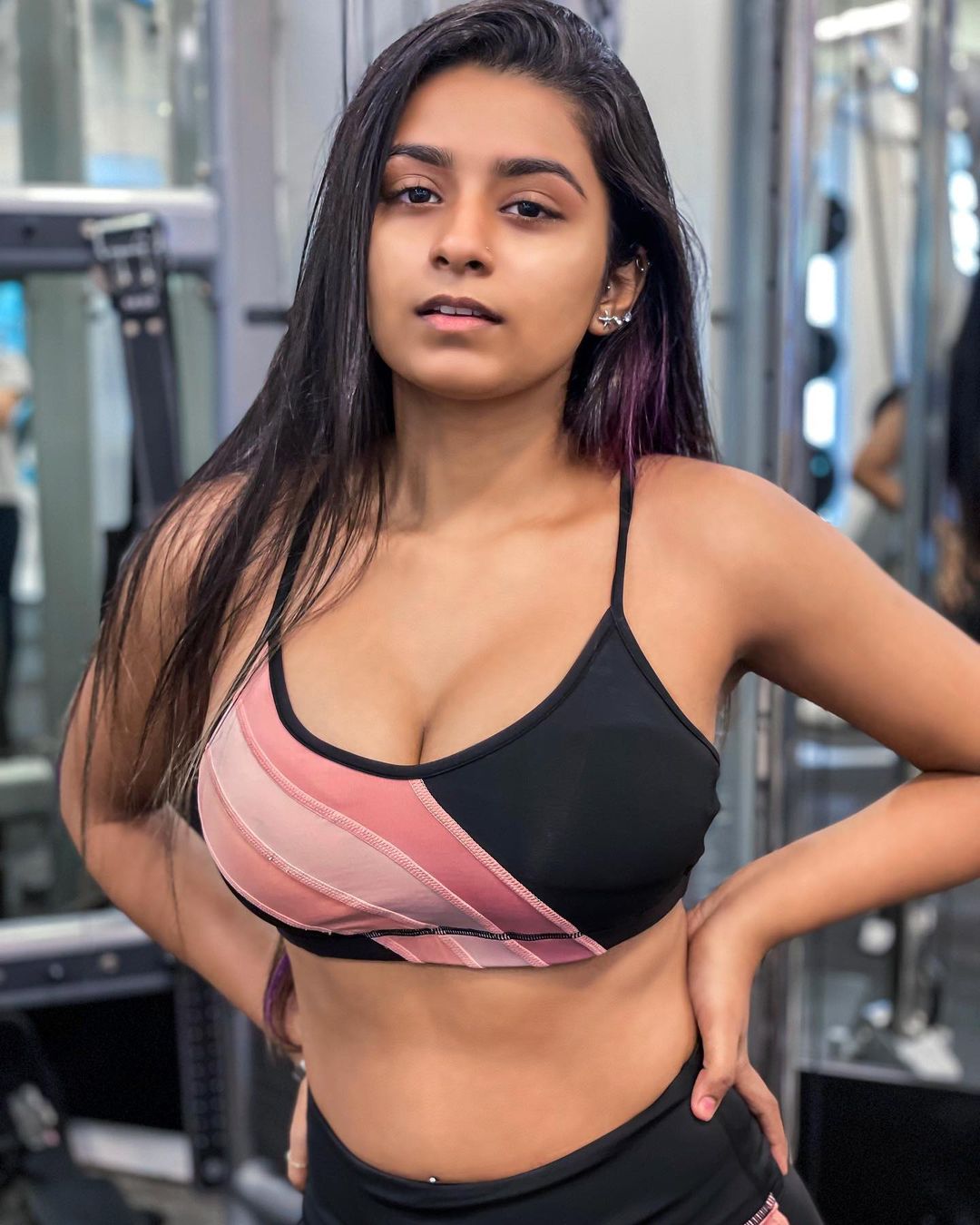 Fr1ancQWAAAwe0p?format=jpg&name=large