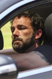 Hilo de Ben Affleck como días de la semana.
Lunes