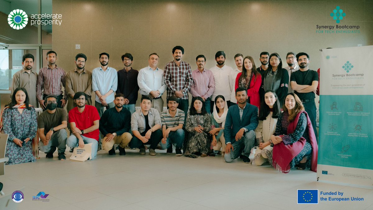 ApProsperity's tweet photo. A sneak peek into the #SynergyBootcamp we recently wrapped up at #COMSATSUniversity, #Islamabad. #Entrepreneurs honed their skills in business and financial modeling & pitch making.
We will stay in touch with all entrepreneurs and continue sharing more exciting opportunities. https://t.co/7vCTb4H5k0