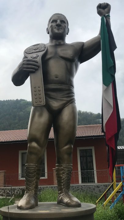 jeffoexperience's tweet photo. In #Italia a #Pizzoferrato in #Abruzzo c’è la statua di #BrunoSammartino https://t.co/2pCEIbCFTB