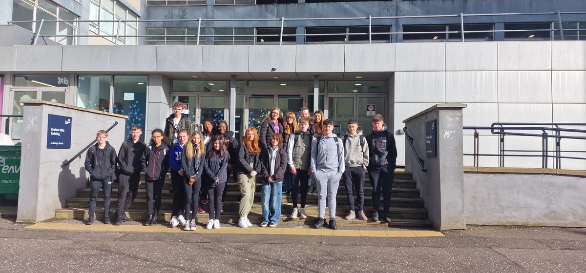 MissYoung_PE's tweet photo. Our S3 pupils had a ball today at @UniStrathclyde , participating in workshops offered by @focus_west .  All pupils aspire to go to University post school and enjoyed the campus visit! @braidhurst 📚💫 https://t.co/8yEl9NGShj