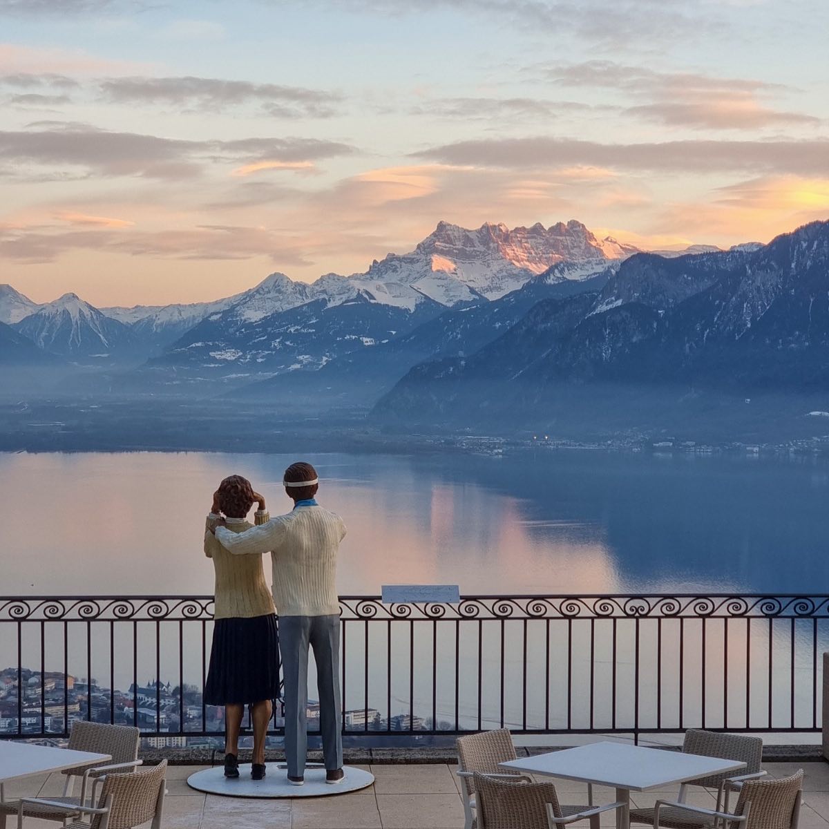 L’arrivée du Printemps au Mirador 🌼
.
Spring is slowly arriving at Le Mirador 🌼
#lemiradorresortandspa #leadinghotelsoftheworld #swissdeluxehotels #view #landscape #printemps #luxuryexperience #luxuryhotel #spring #abovetheclouds #switzerland🇨🇭 #swisslifestyle