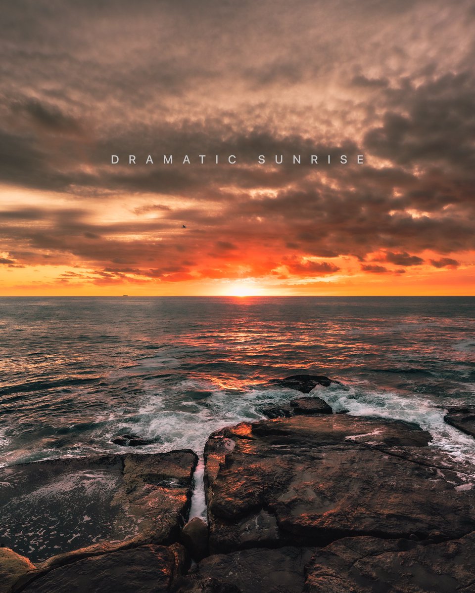 Chrisbagna's tweet photo. Amanecer de la Ostia 
GM https://t.co/7FgNdfnZkE