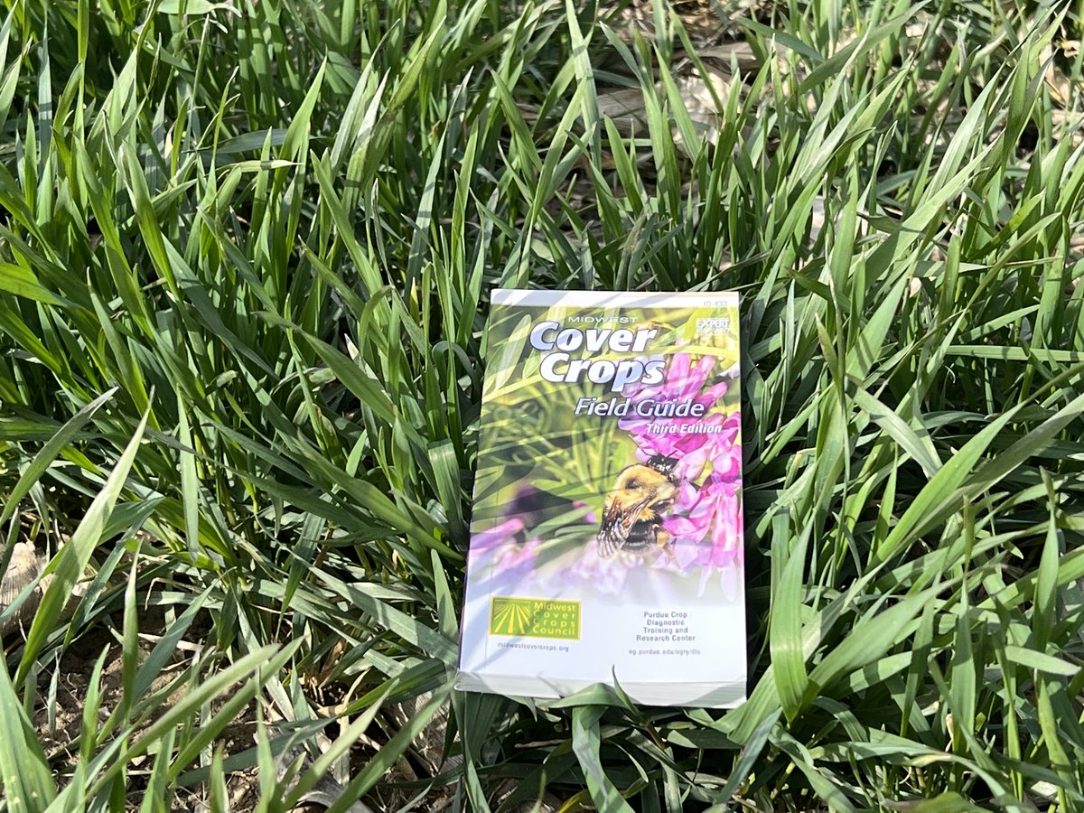 DUConserve's tweet photo. Our team was in Indiana with Archer-Daniels-Midland this week talking to farmers about the benefits of cover crops. DU has already implemented 75,000 acres of cover crops to improve water quality and wildlife habitats in Indiana and Michigan. #duconserve #workinglands https://t.co/9RvaYLGJpc