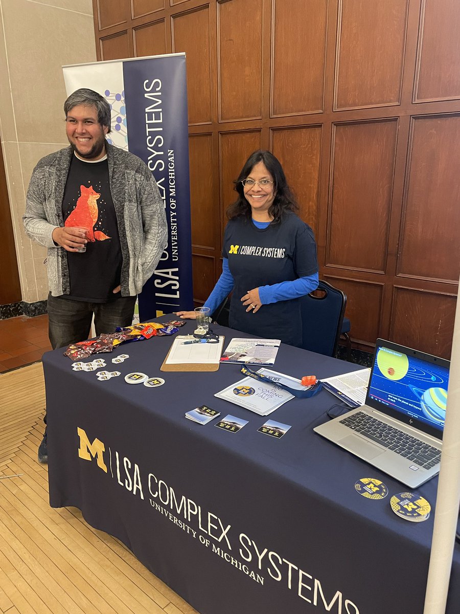 UMICHCS's tweet photo. Professor @LuisZaman and CA Mita Gibson in the house (and at the table) at the Major/Minor Expo happening now in the Union - come by #exploreLSA #roomfullofswag https://t.co/24X68eHpDs